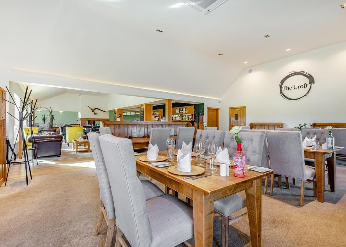 Beaconsfield Park Hotell Hadnall Eksteriør bilde